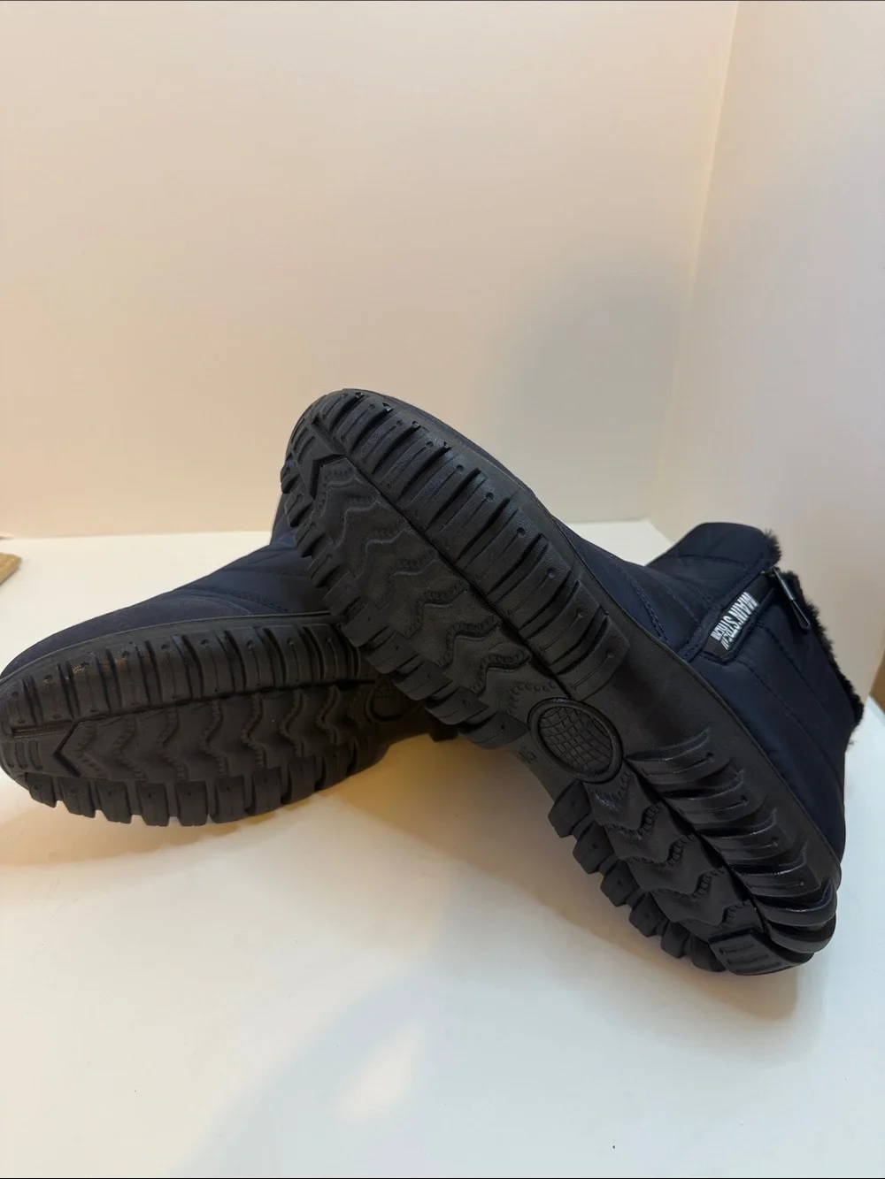 Navy Faux Fur Lined Winter Snow Boot Slippers Mens Size 11.5 (42) Cozy Zip Boot